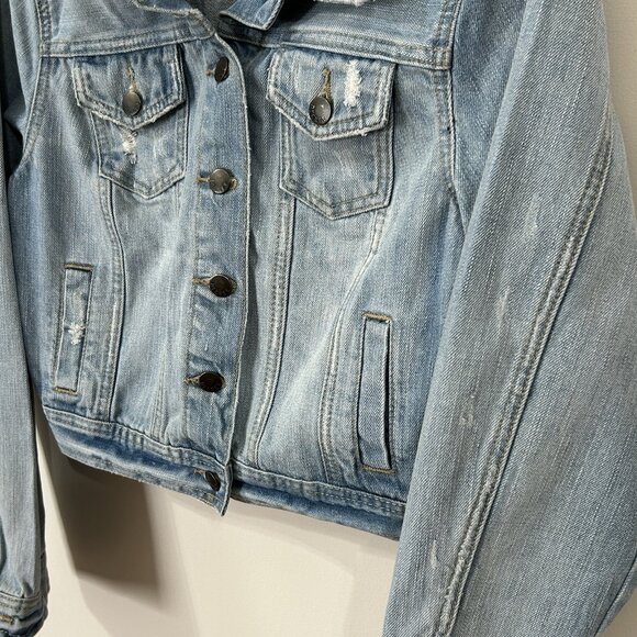 DECREE Juniors L Cropped Denim Jacket Y2K Style Light Wash Factory Distressed - Picture 9 of 11